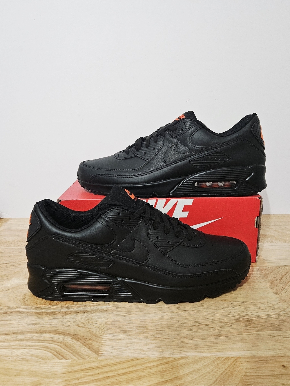 Nike Air Max 90 Black Safety Orange